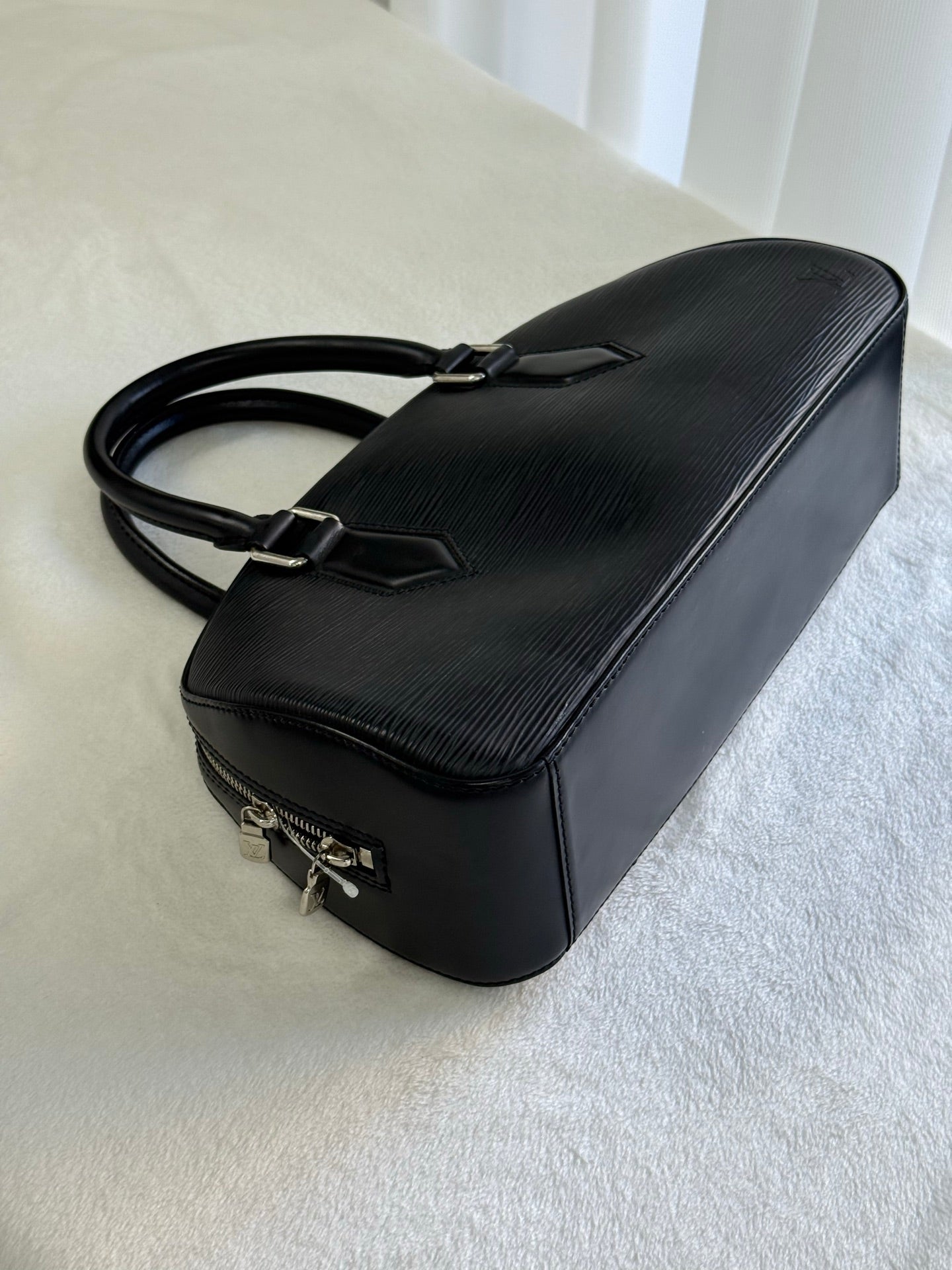 LOUIS VUITTON Epi Boston Bag