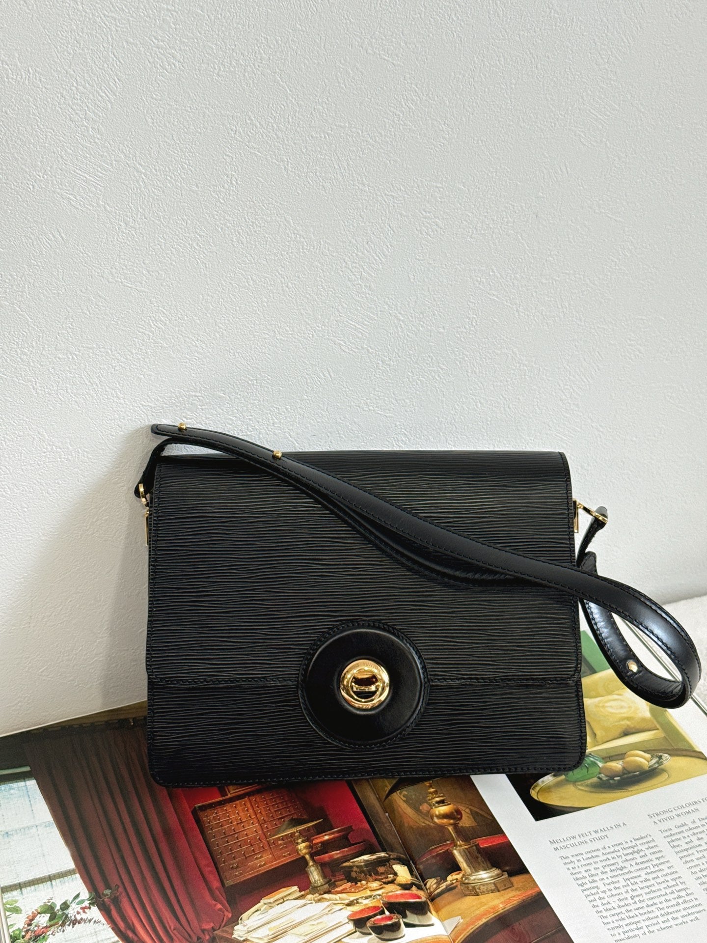 LOUIS VUITTON Epi Shoulder Bag