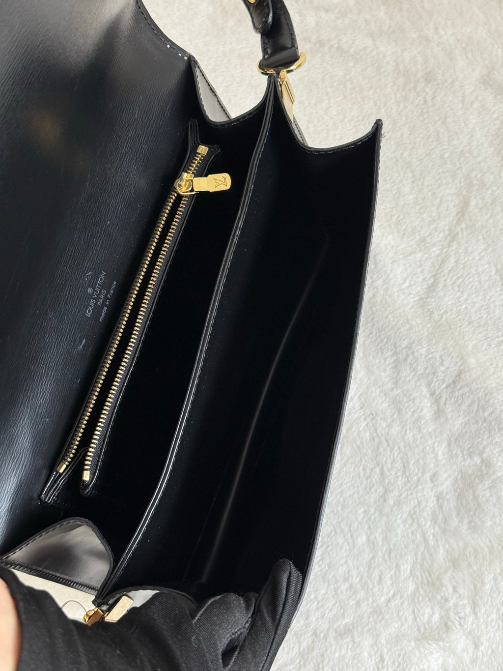 LOUIS VUITTON Epi Shoulder Bag