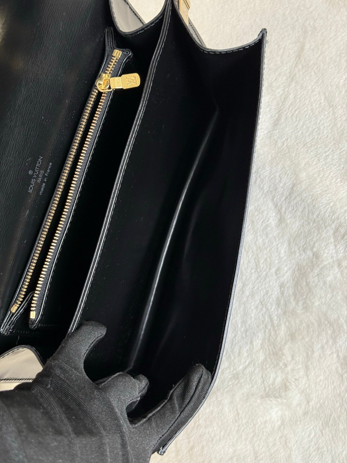 LOUIS VUITTON Epi Shoulder Bag
