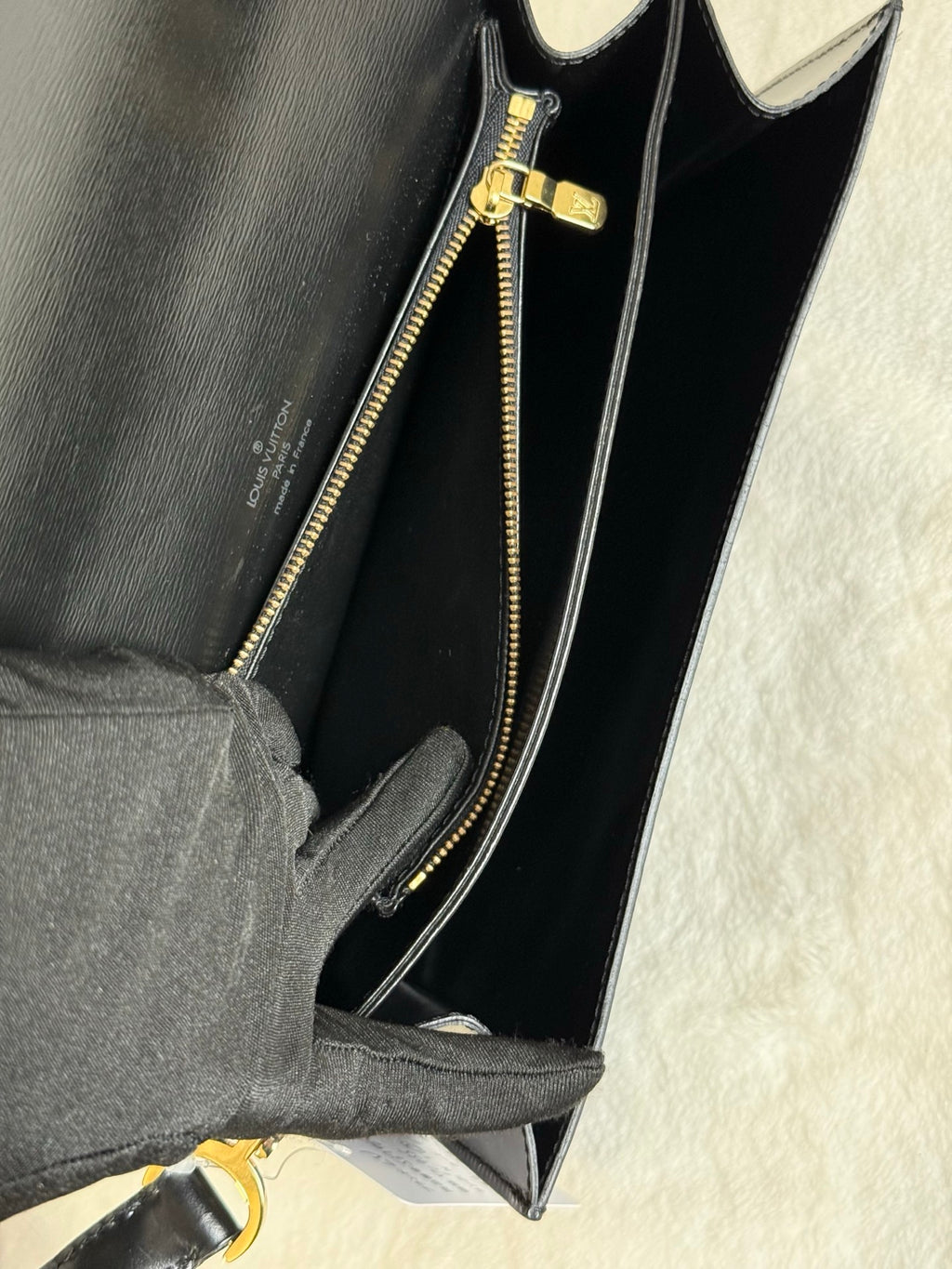 LOUIS VUITTON Epi Shoulder Bag