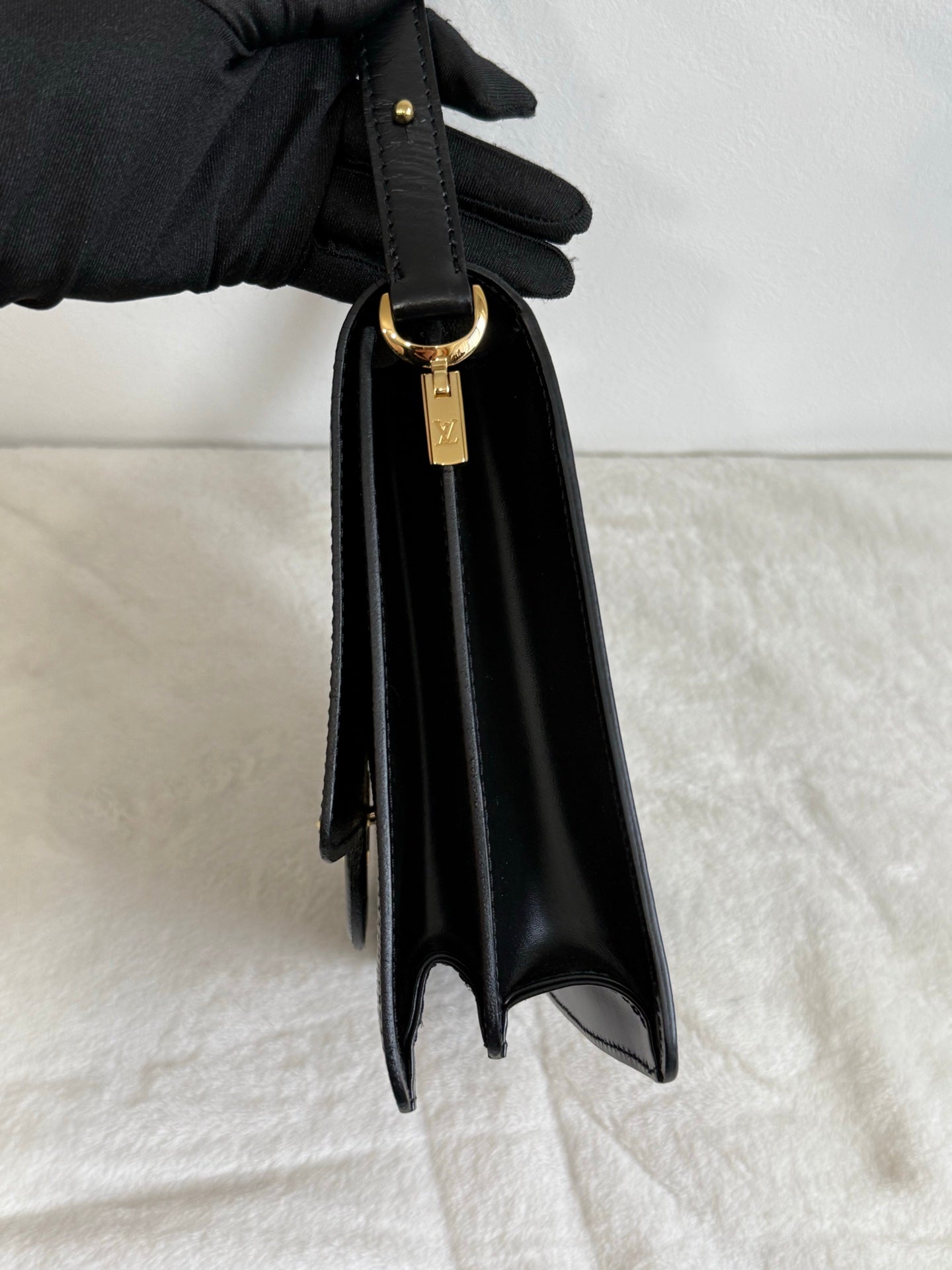 LOUIS VUITTON Epi Shoulder Bag