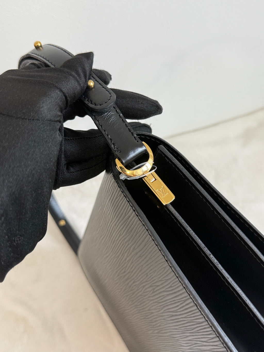 LOUIS VUITTON Epi Shoulder Bag