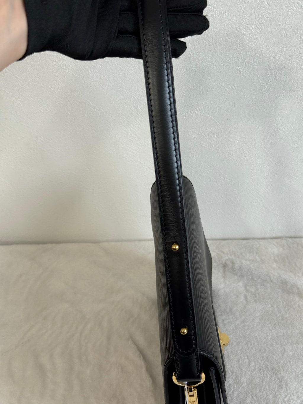 LOUIS VUITTON Epi Shoulder Bag