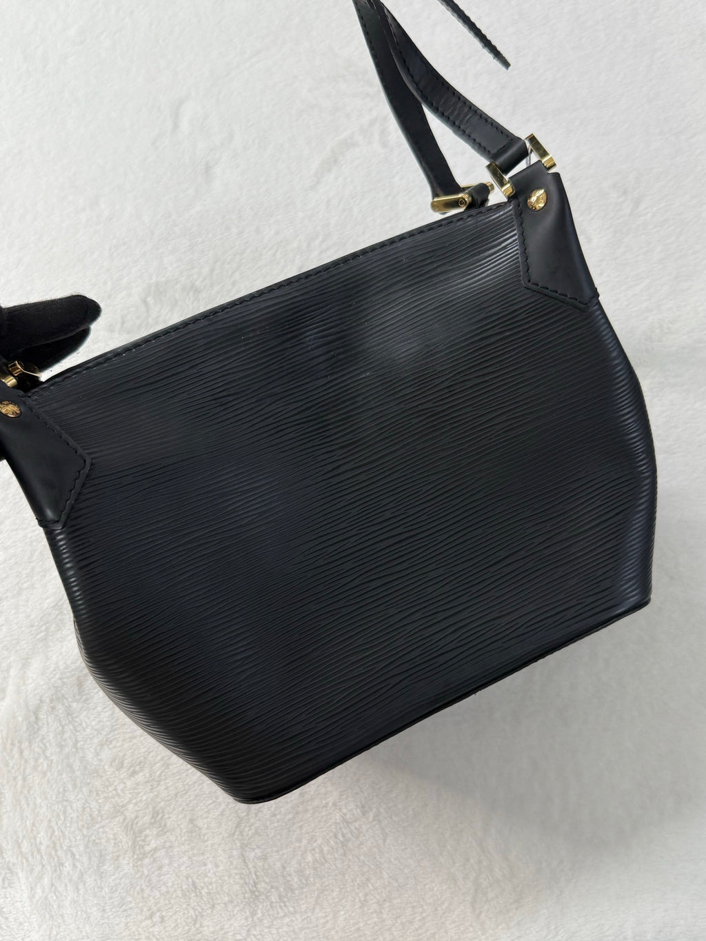 LOUIS VUITTON EPI shoulder bag
