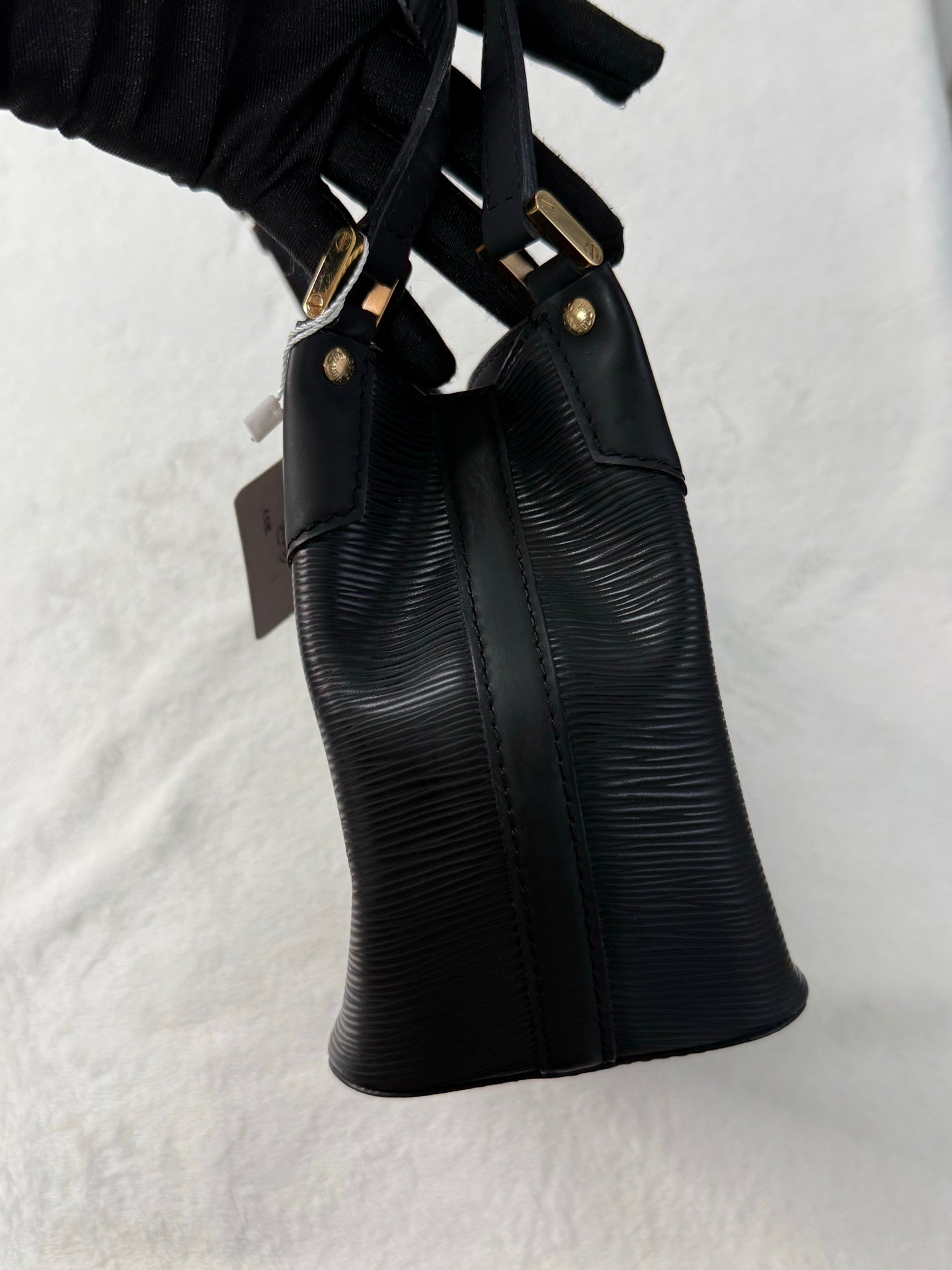 LOUIS VUITTON EPI shoulder bag