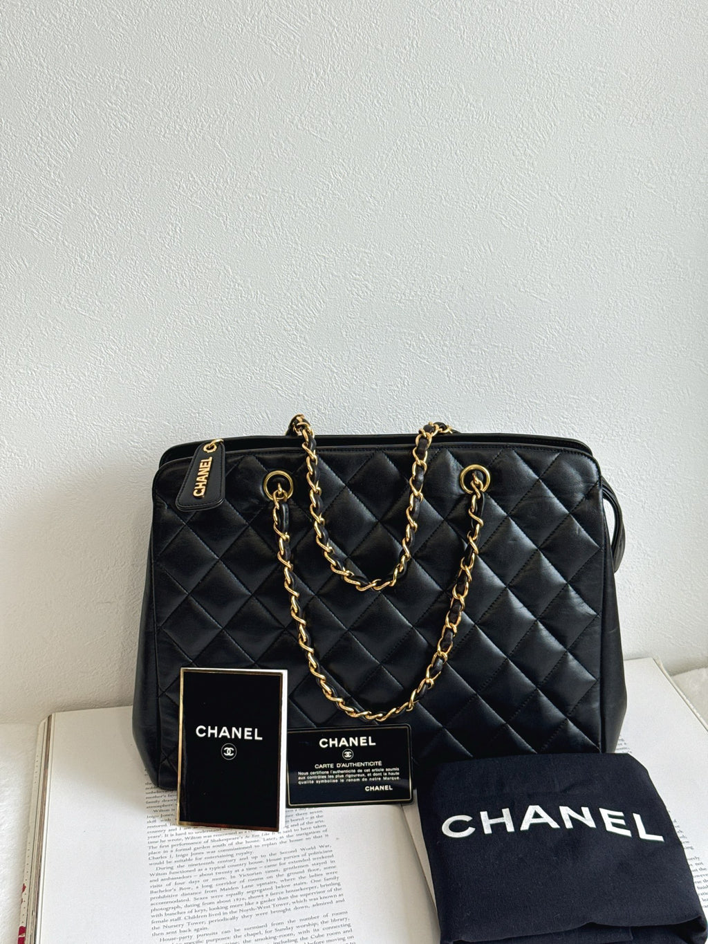 CHANEL Lambskin Quilted Chain Bag