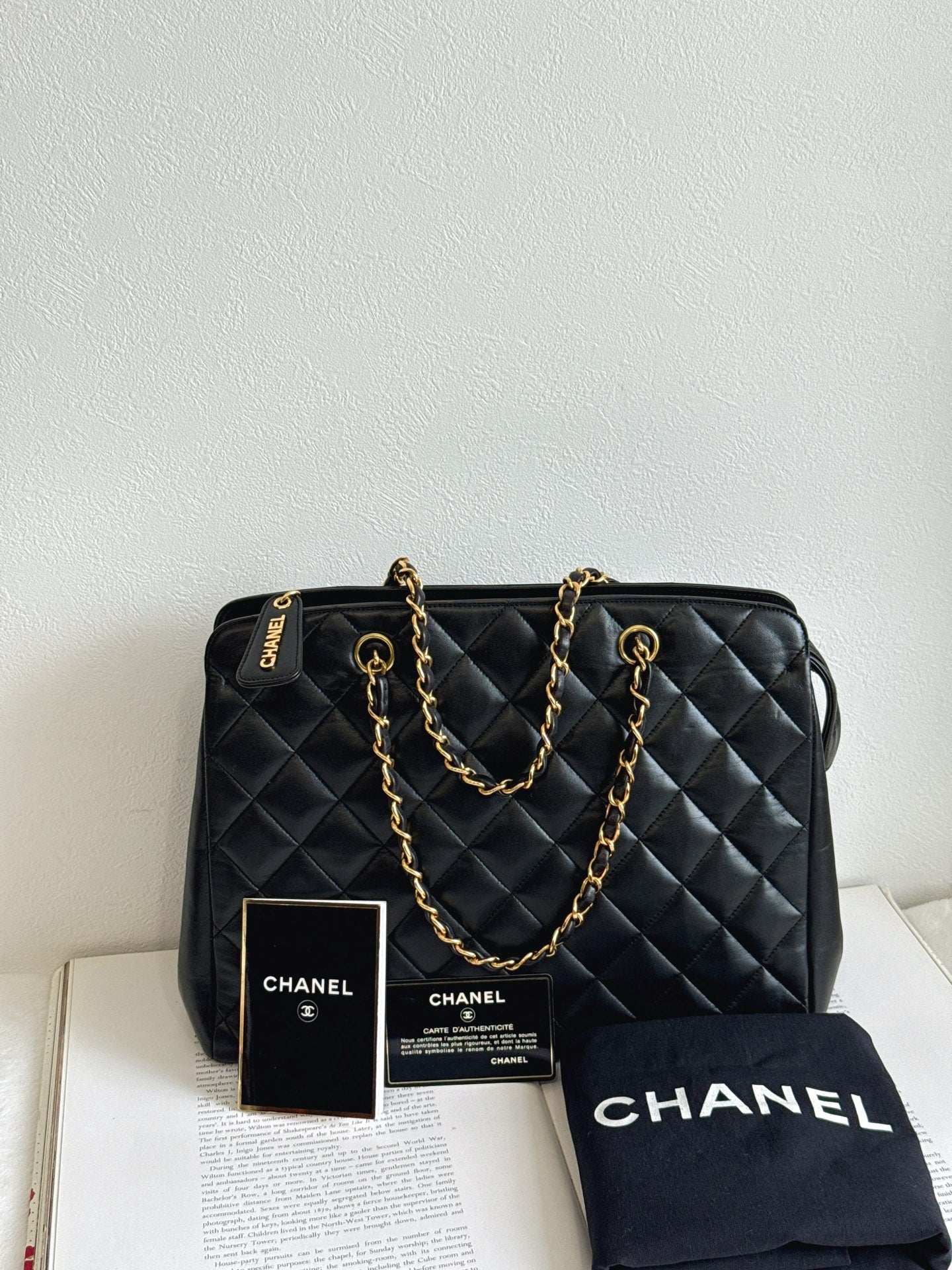 CHANEL Lambskin Quilted Chain Bag