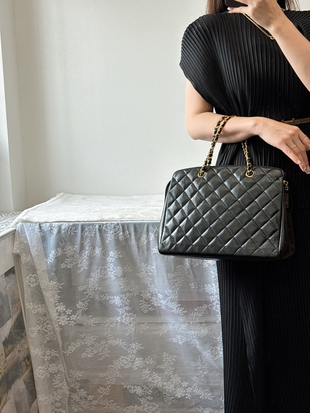 CHANEL Lambskin Quilted Chain Bag