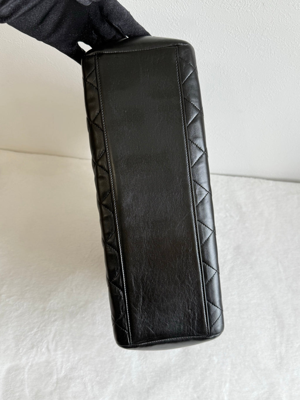 CHANEL Lambskin Quilted Chain Bag