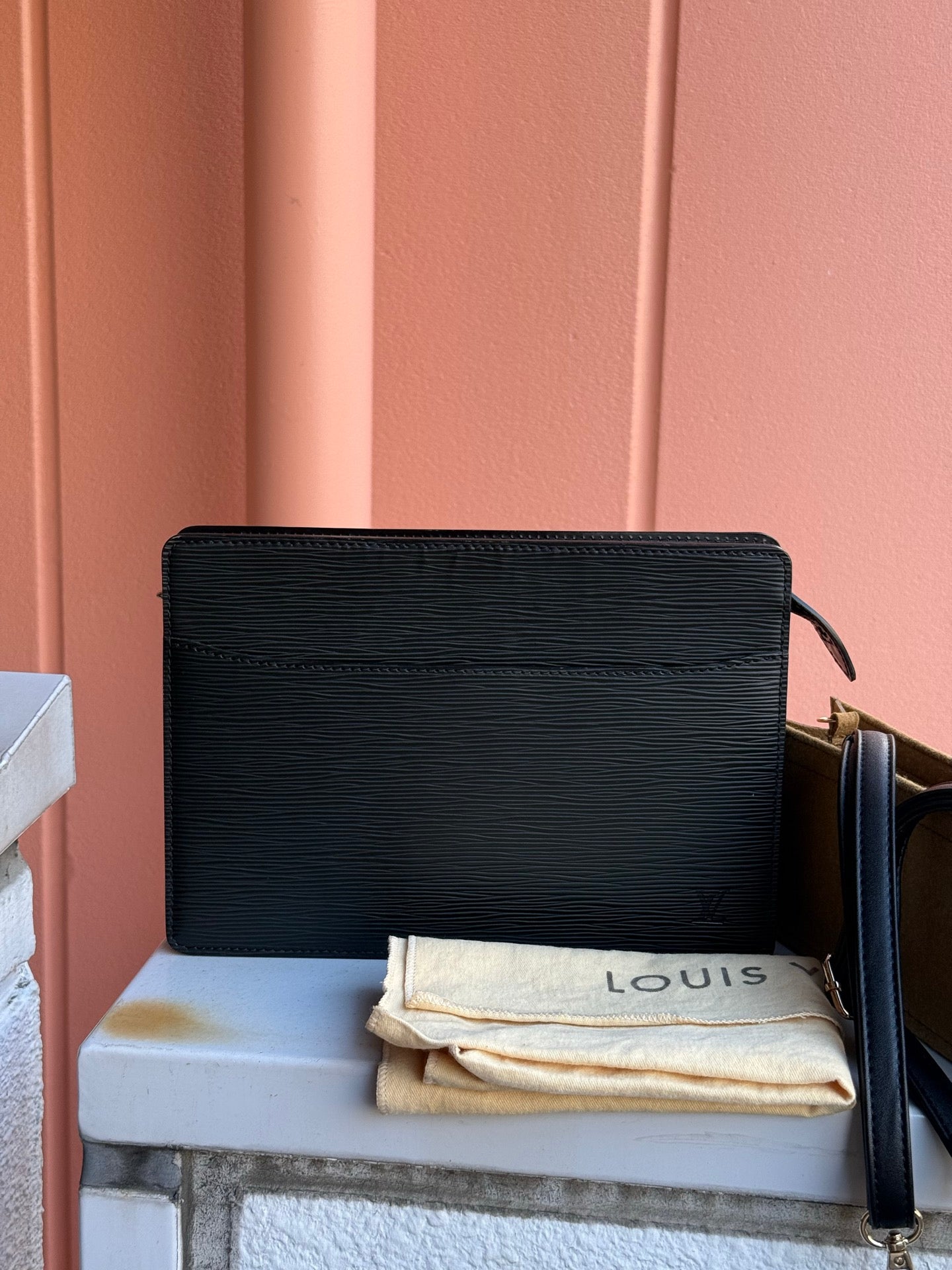 LOUIS VUITTON EPI Clutch Bag