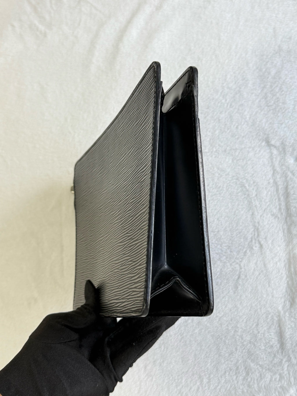 LOUIS VUITTON EPI Clutch Bag