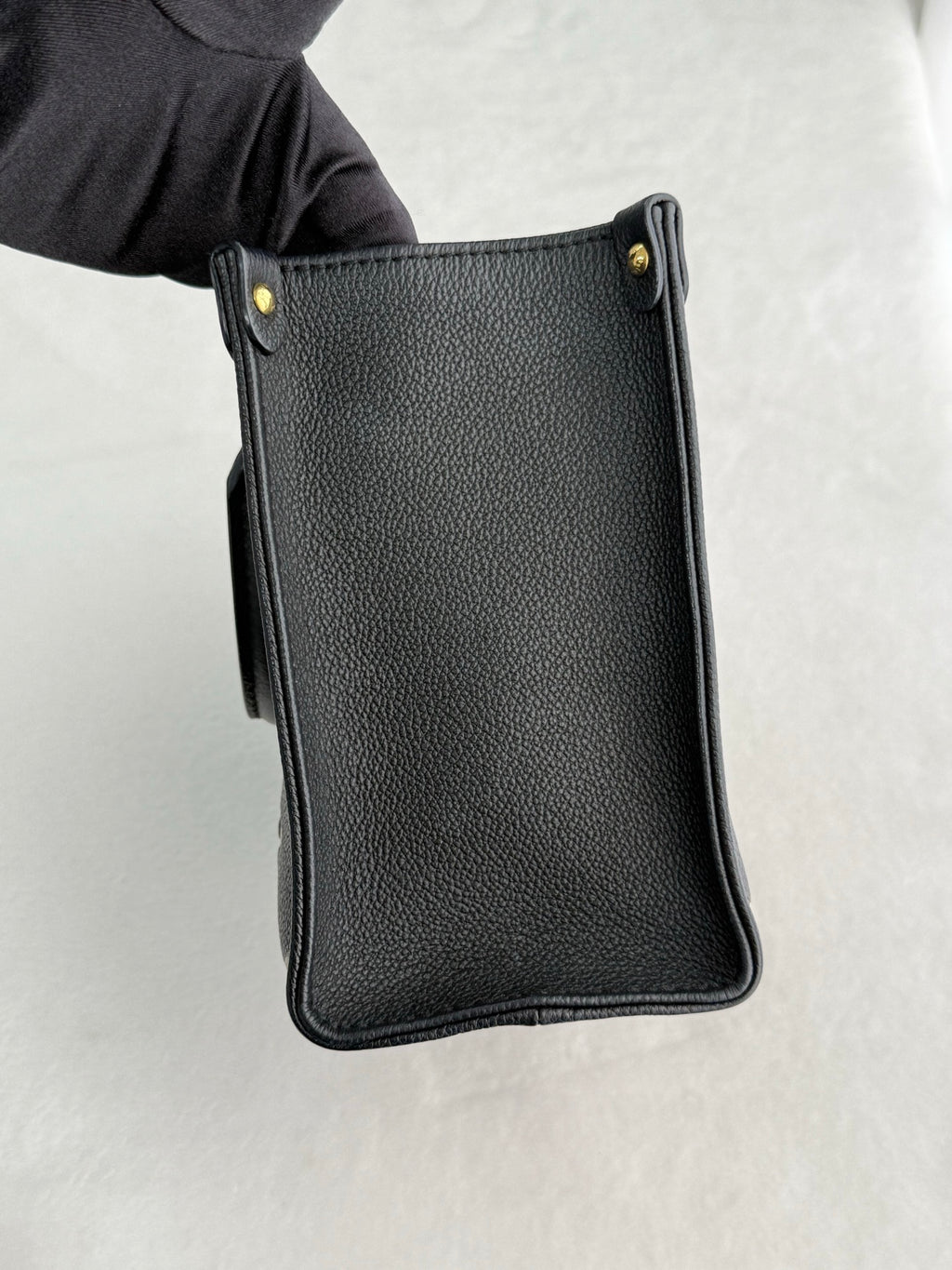 LOUIS VUITTON Onthego 2Ways Shoulder Bag
