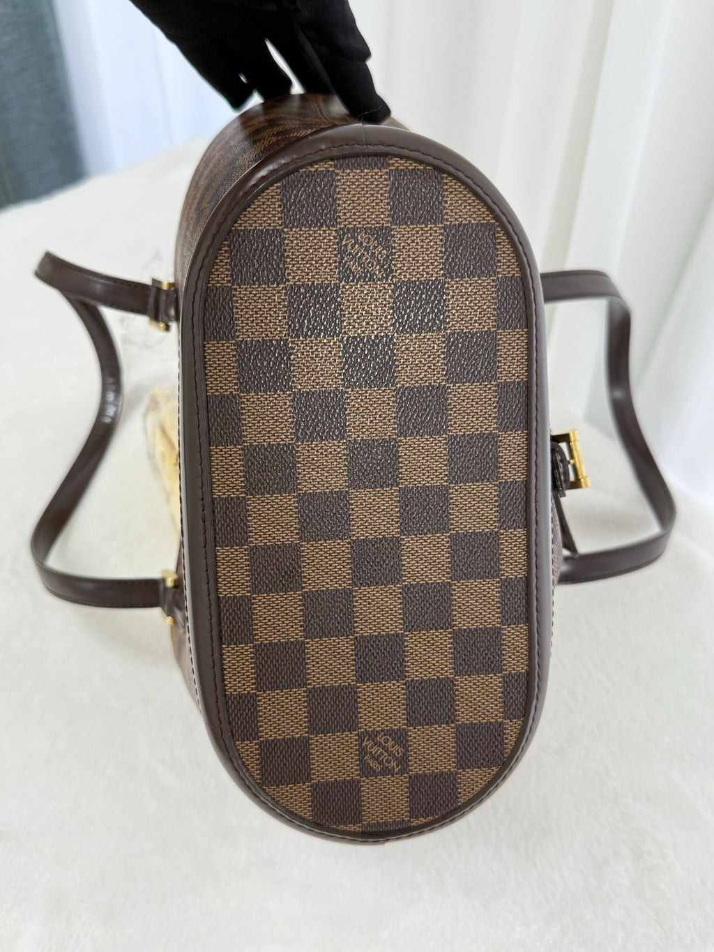 LOUIS VUITTON Damier Tote Bag
