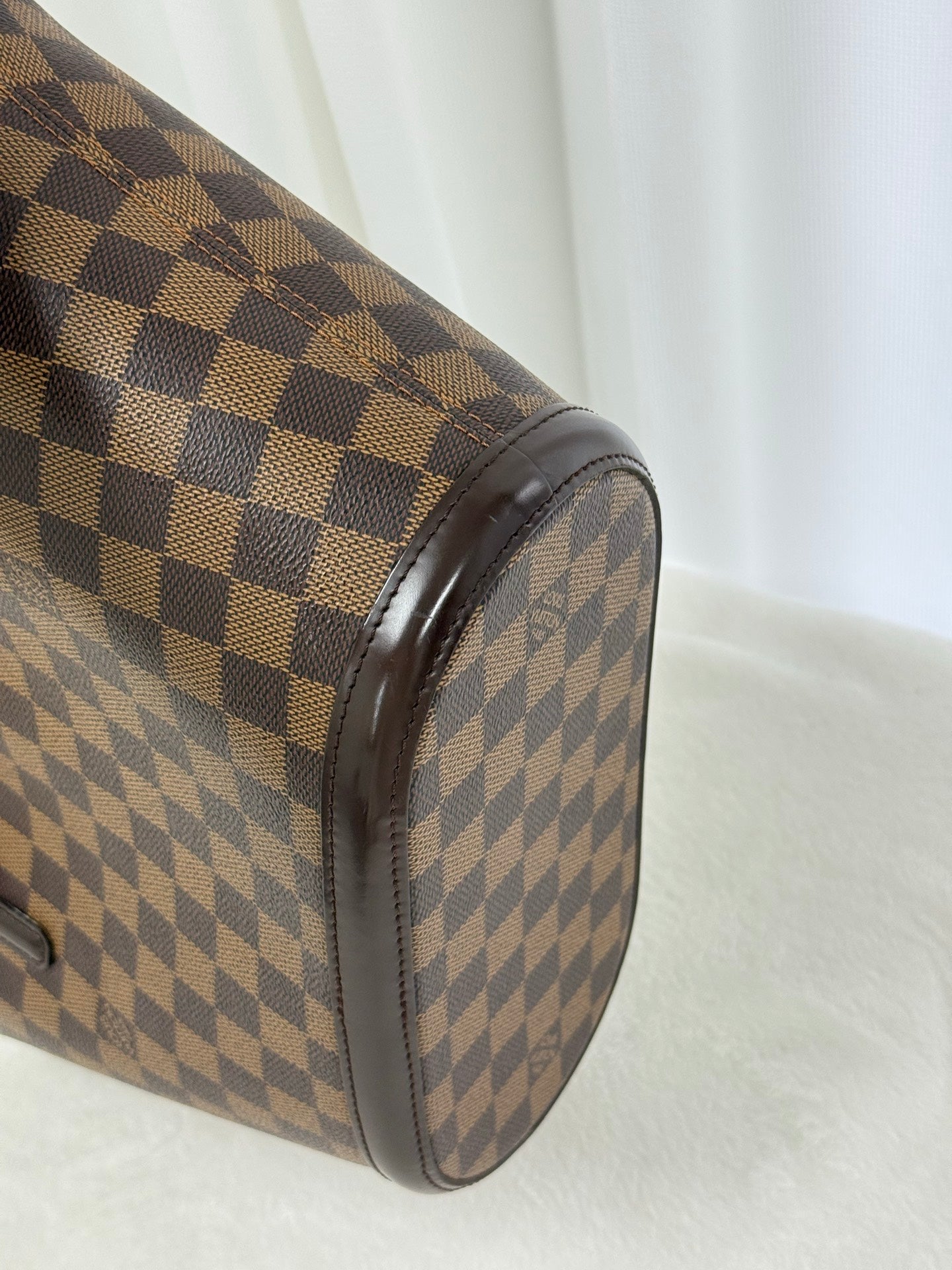 LOUIS VUITTON Damier Tote Bag