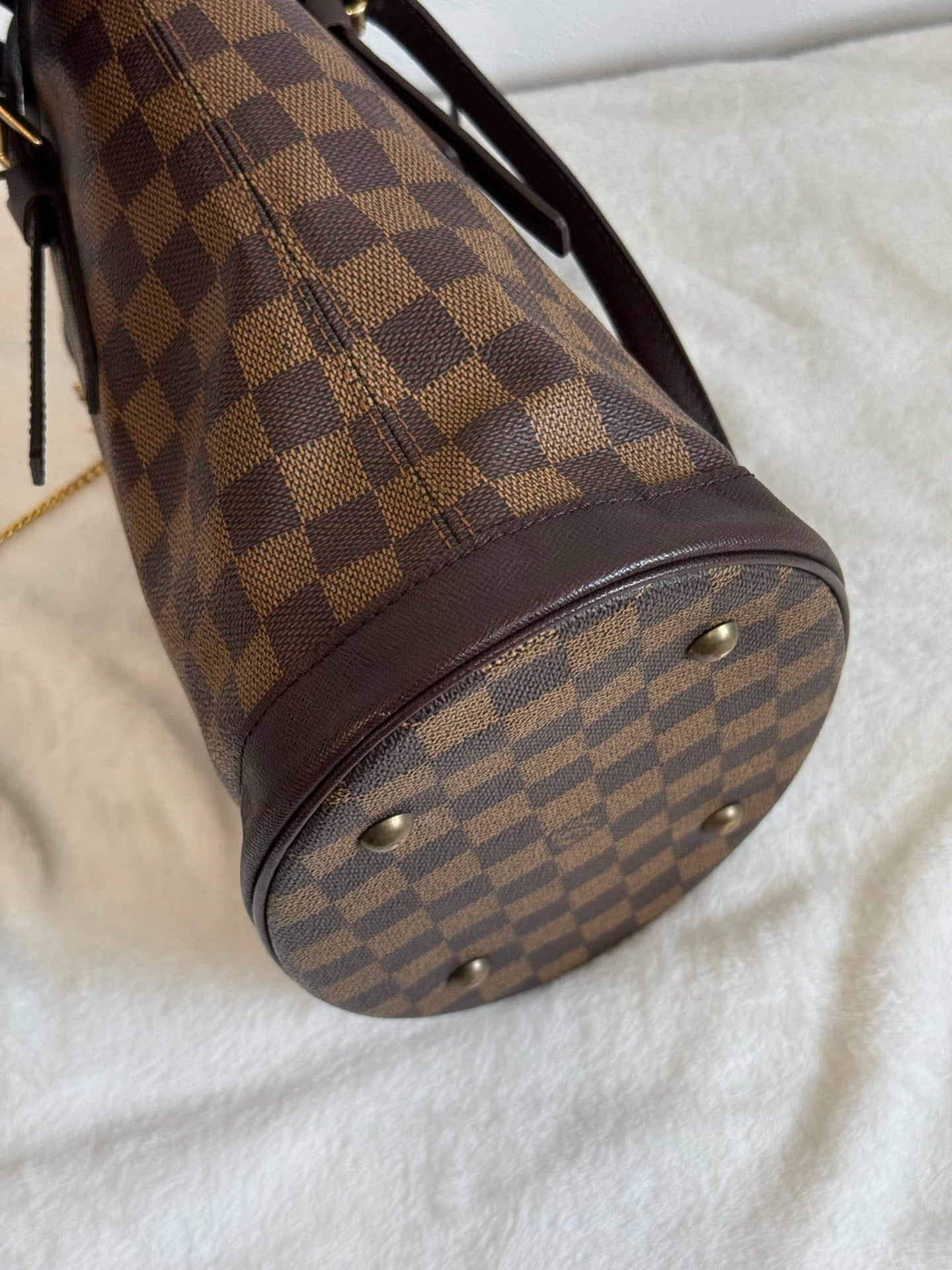 LOUIS VUITTON Damier Bucket Set Bag