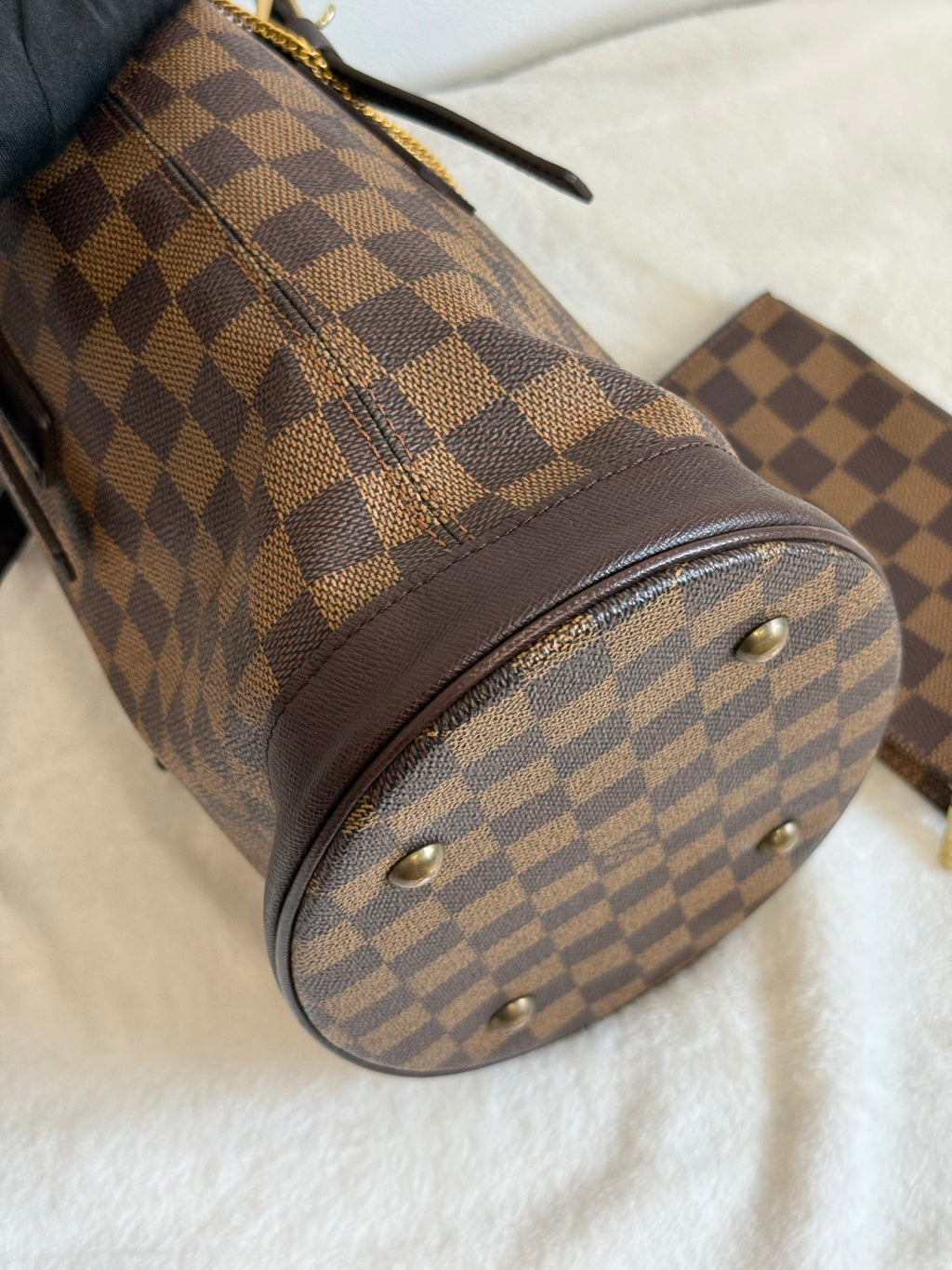 LOUIS VUITTON Damier Bucket Set Bag