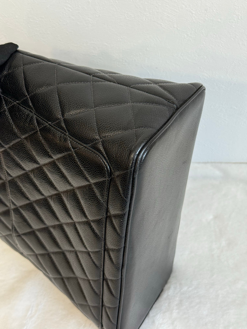 CHANEL Hilton Hand Bag