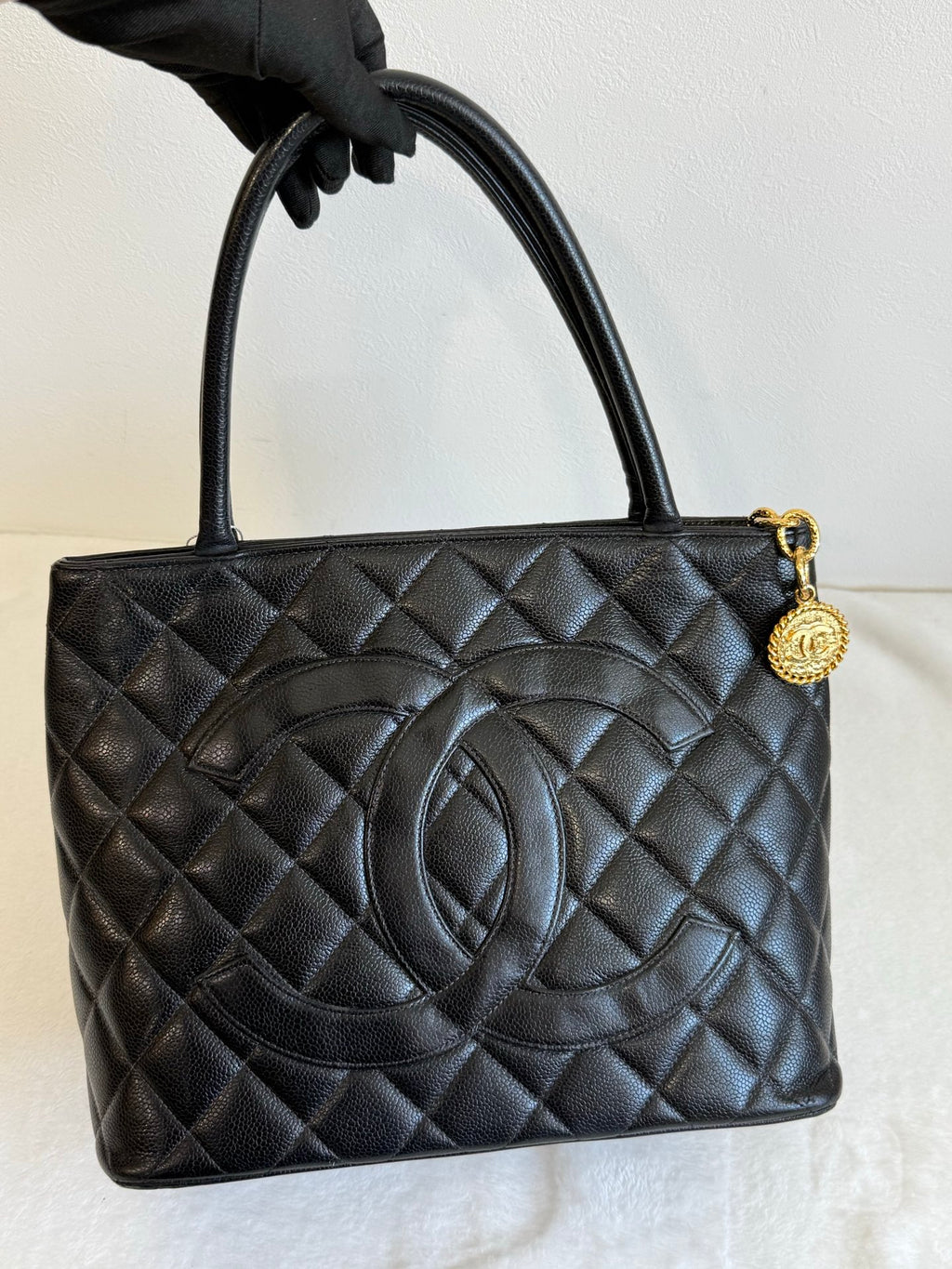 CHANEL Hilton Hand Bag