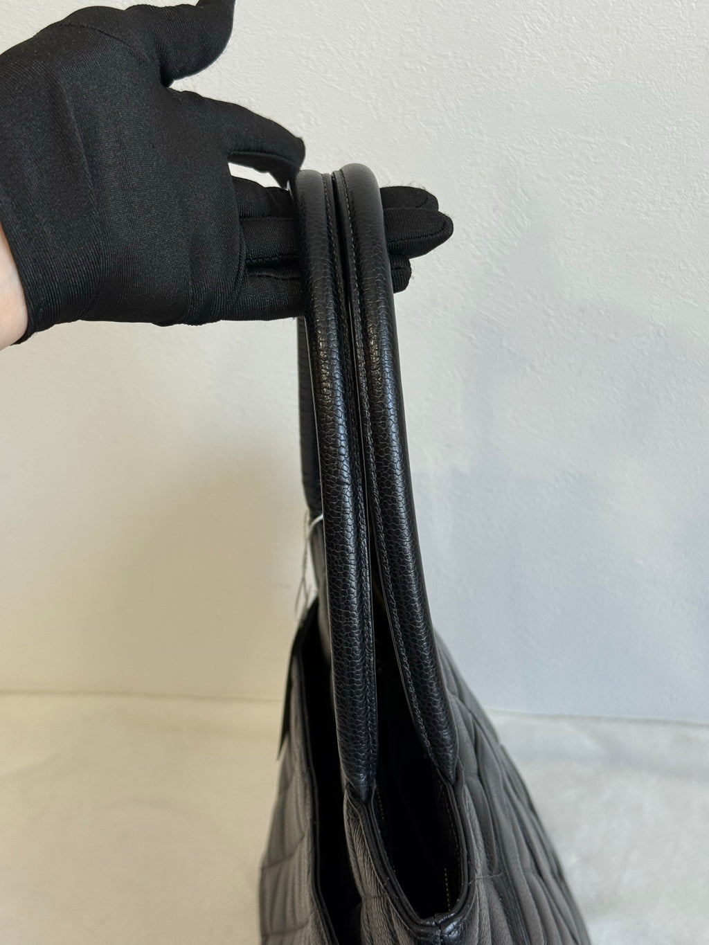 CHANEL Hilton Hand Bag