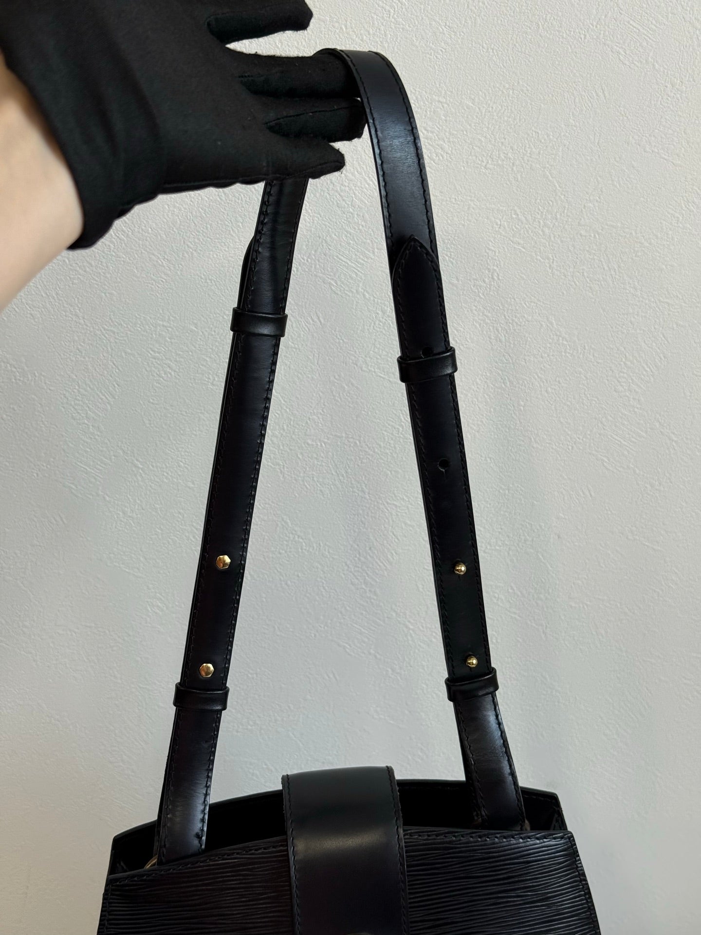 LOUIS VUITTON EPI Bucket Shoulder Bag