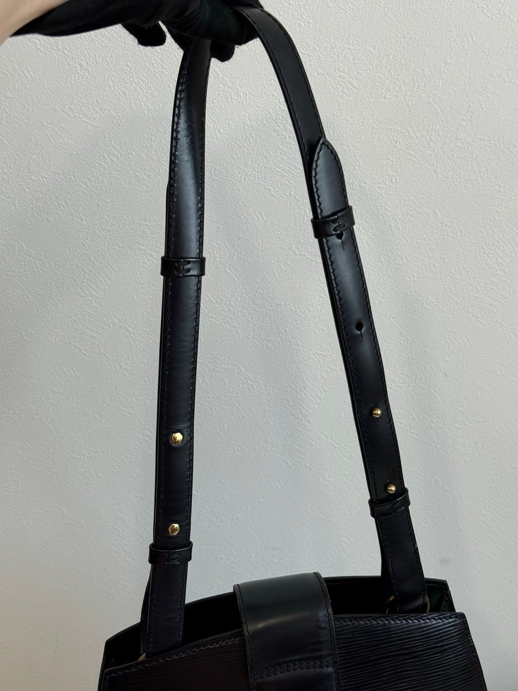 LOUIS VUITTON EPI Bucket Shoulder Bag