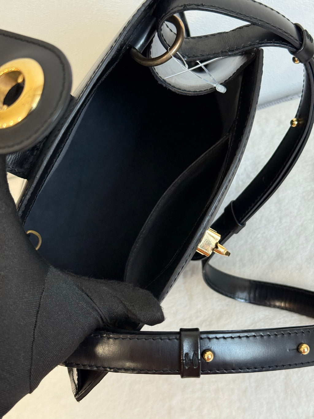LOUIS VUITTON EPI Bucket Shoulder Bag