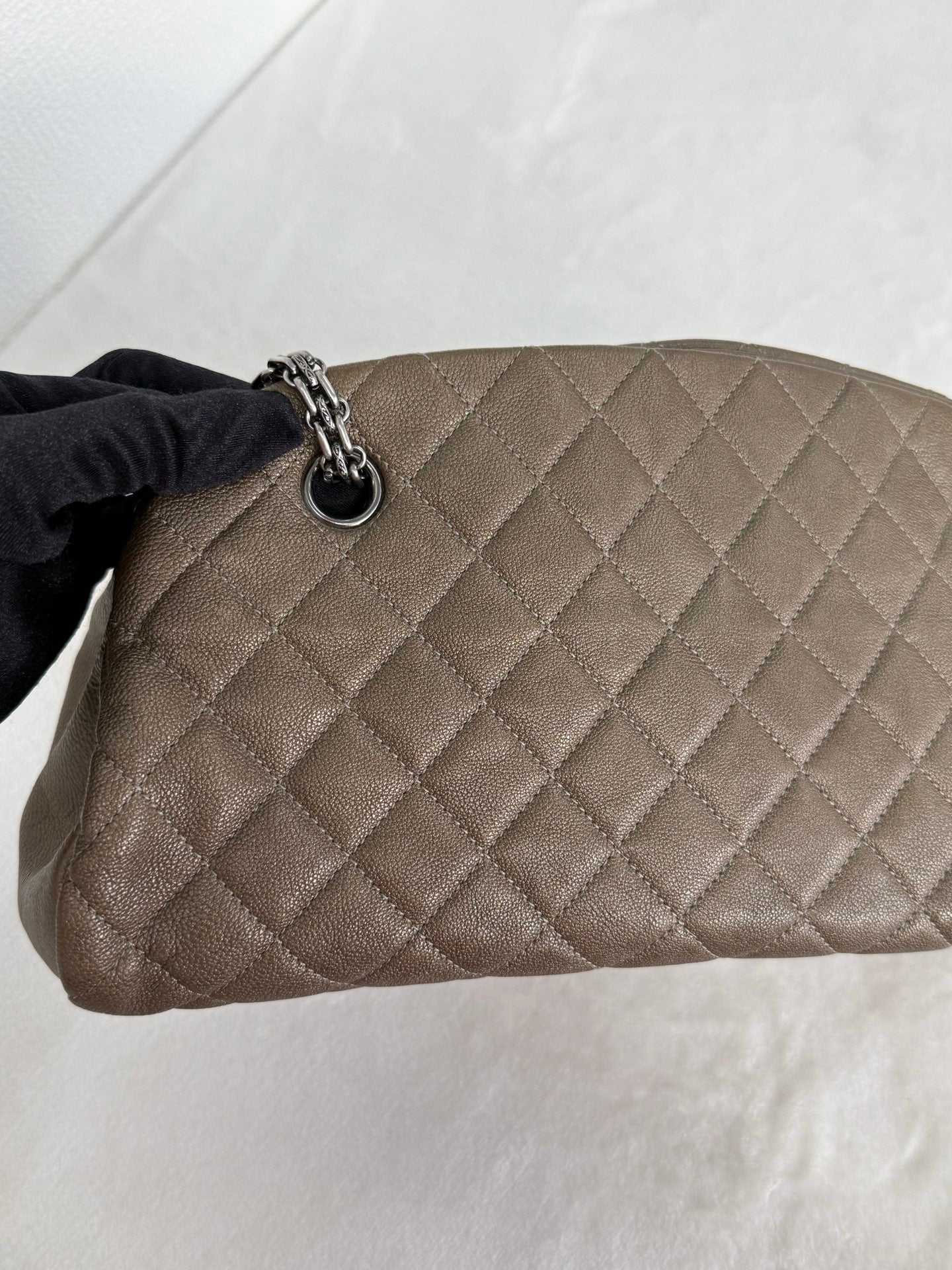 CHANEL Quilted Chain Bag