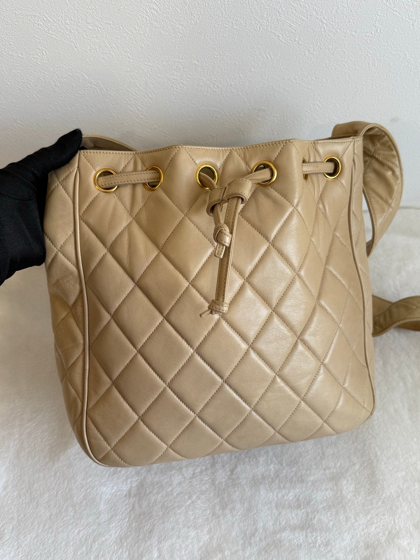 CHANEL Lambskin Quilted Shoulder Bag