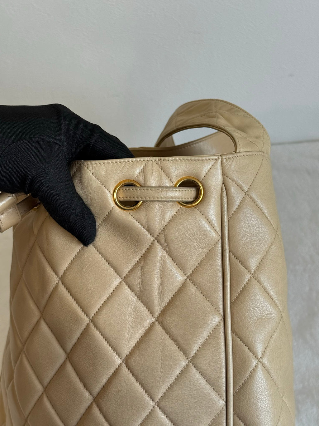CHANEL Lambskin Quilted Shoulder Bag
