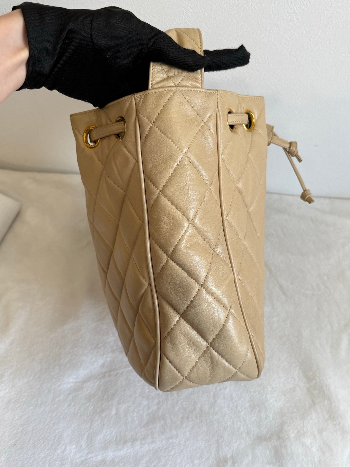 CHANEL Lambskin Quilted Shoulder Bag