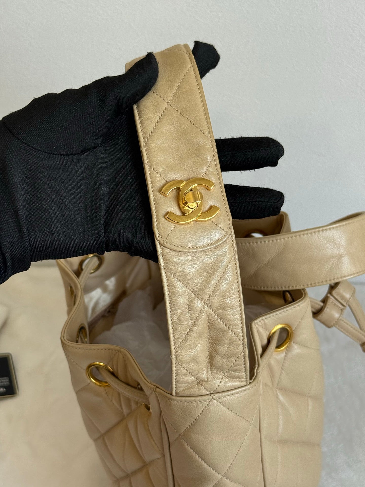 CHANEL Lambskin Quilted Shoulder Bag