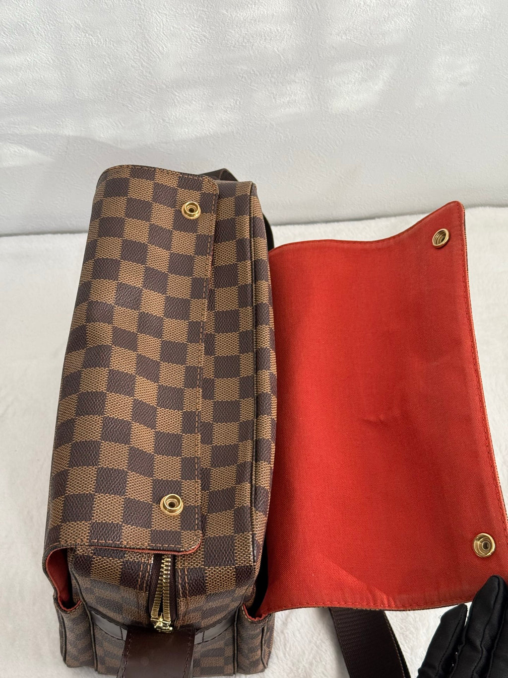 LOUIS VUITTON Damier Glio Shoulder Bag