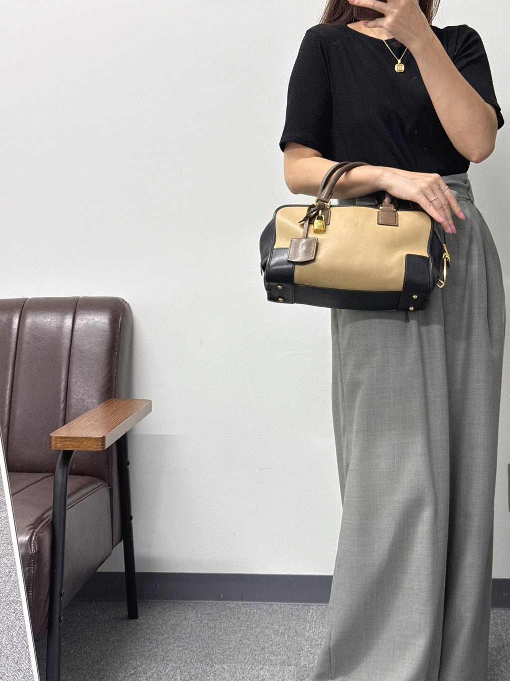 LOEWE Amazona 28