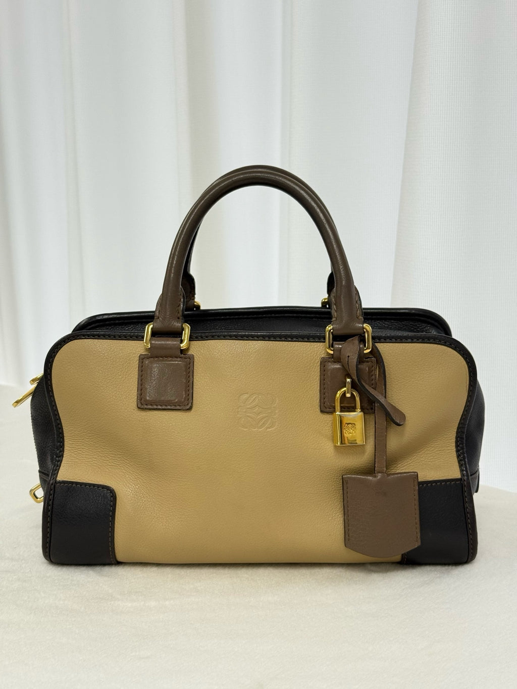 LOEWE Amazona 28
