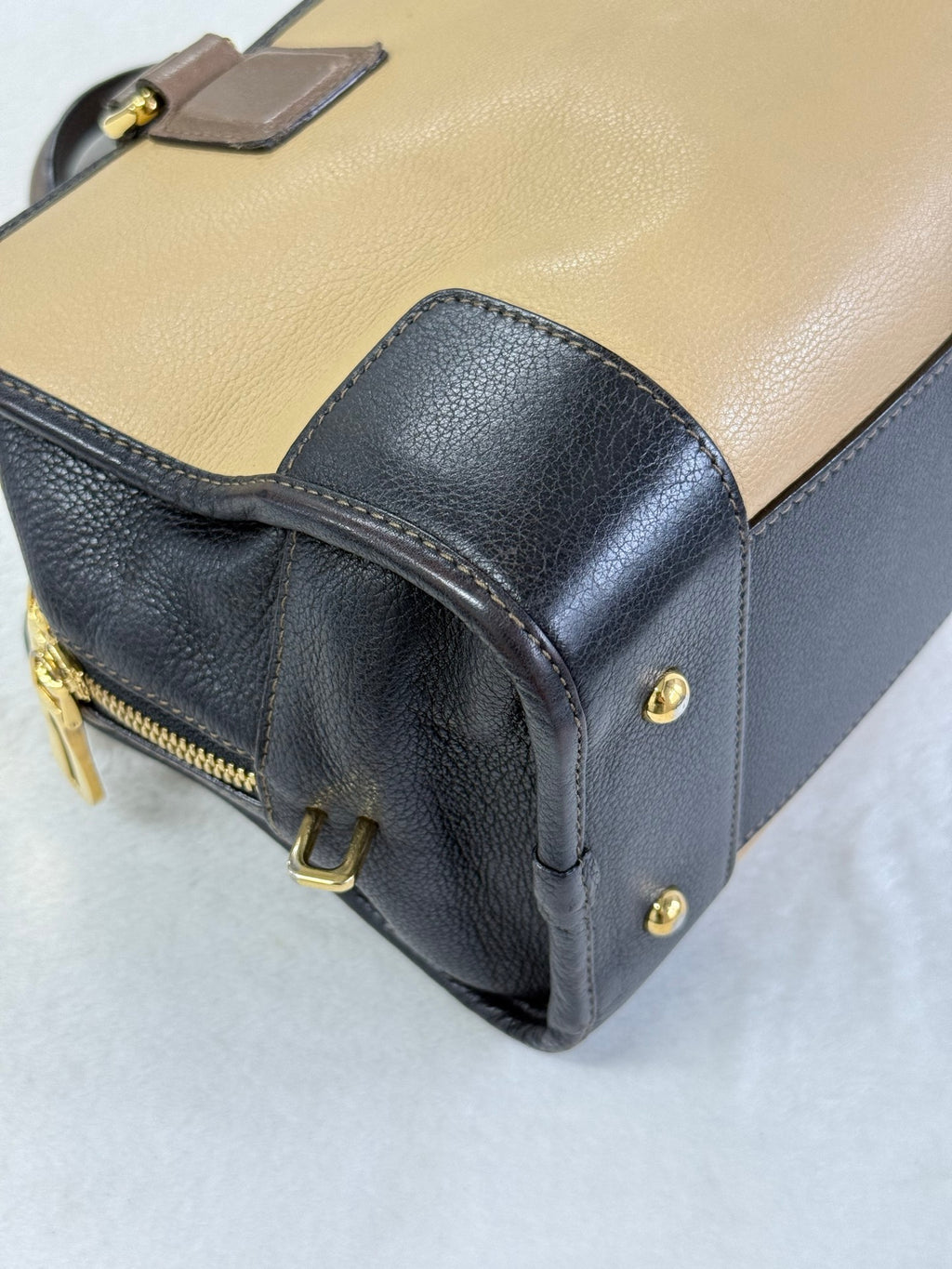 LOEWE Amazona 28