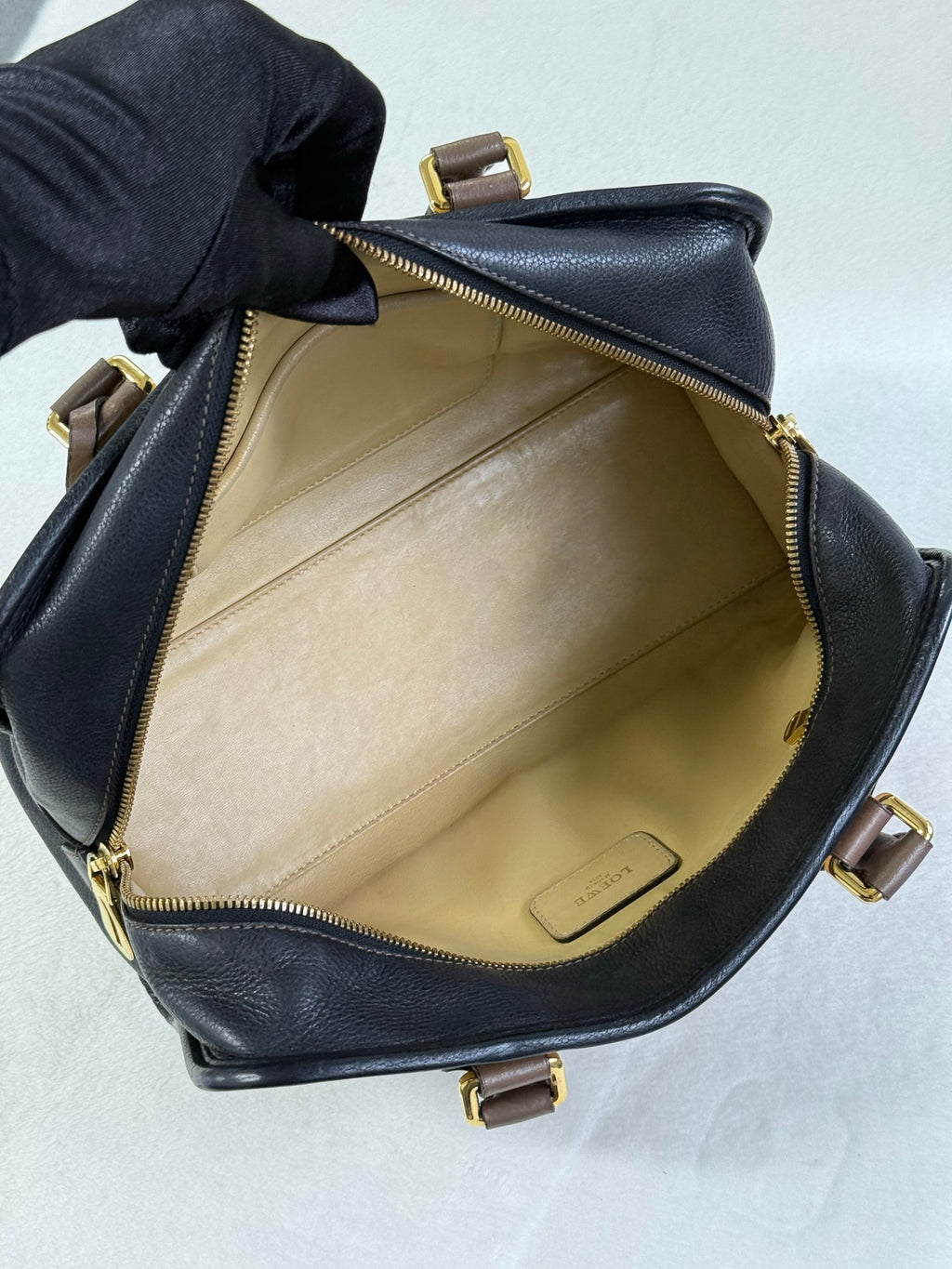 LOEWE Amazona 28