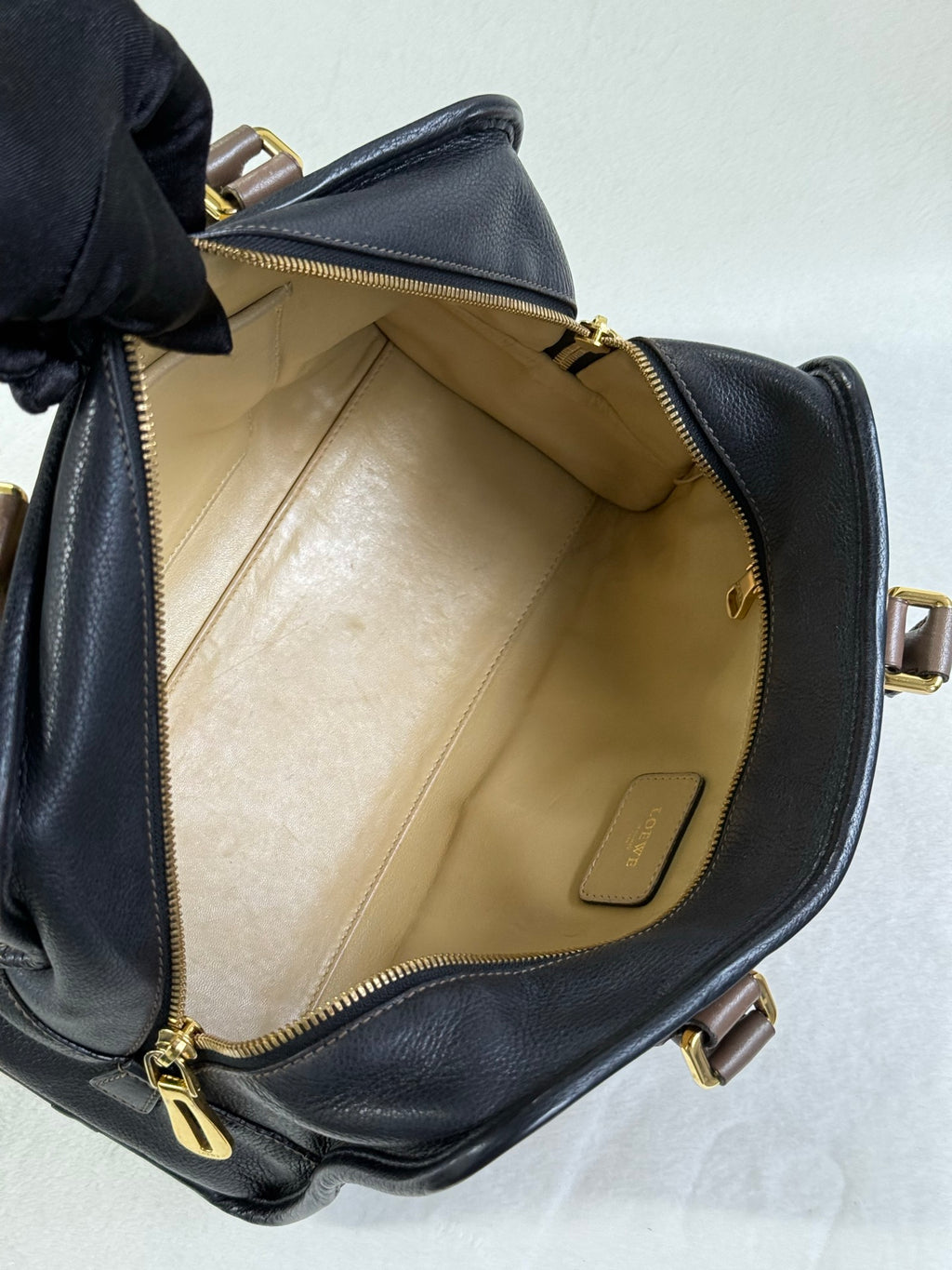 LOEWE Amazona 28