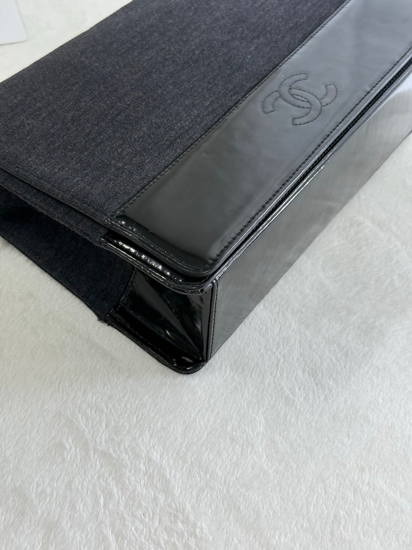 CHANEL Shoulder Bag