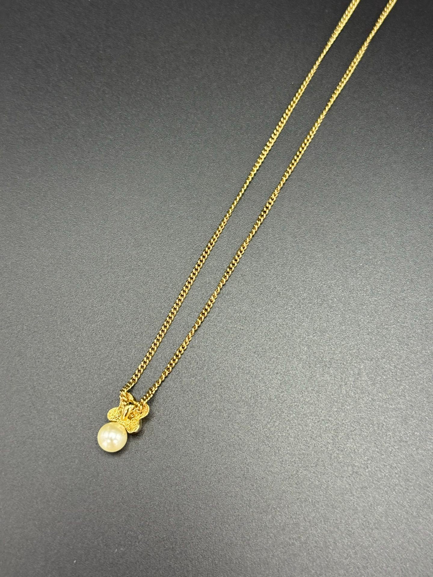 DIOR Vintage Necklace Pearl Style