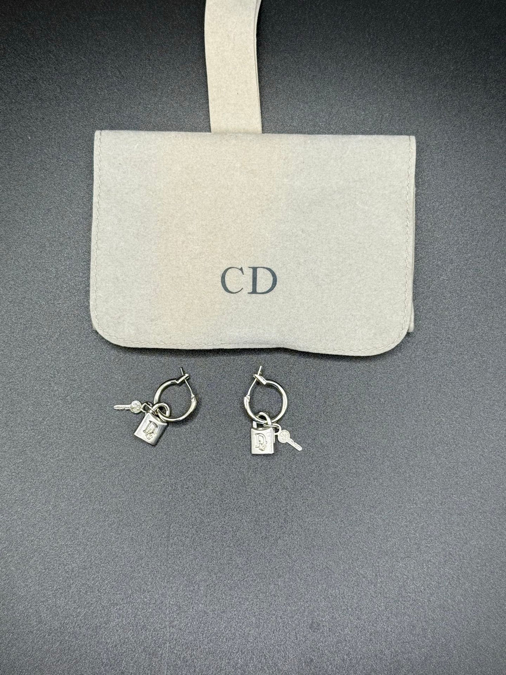 DIOR Lock-shaped Earring