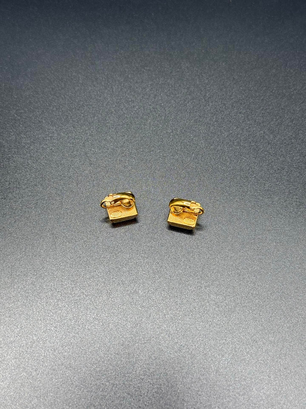 CHANEL Double-C Clips On Earring