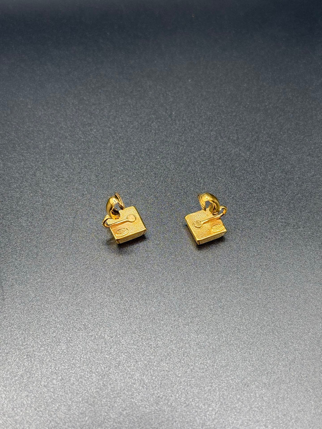 CHANEL Double-C Clips On Earring