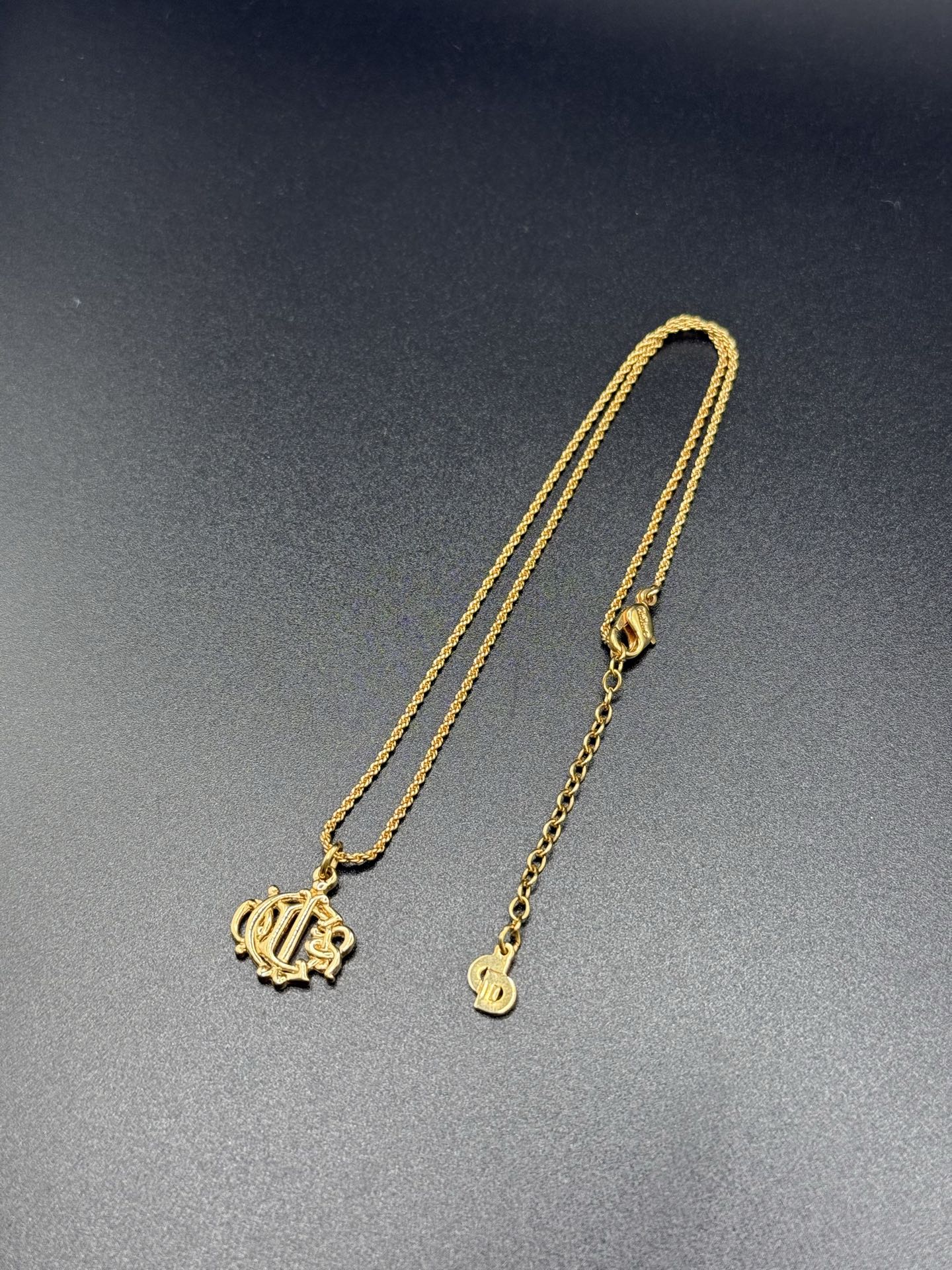 DIOR  Pumpkin Carriage Motif Necklace