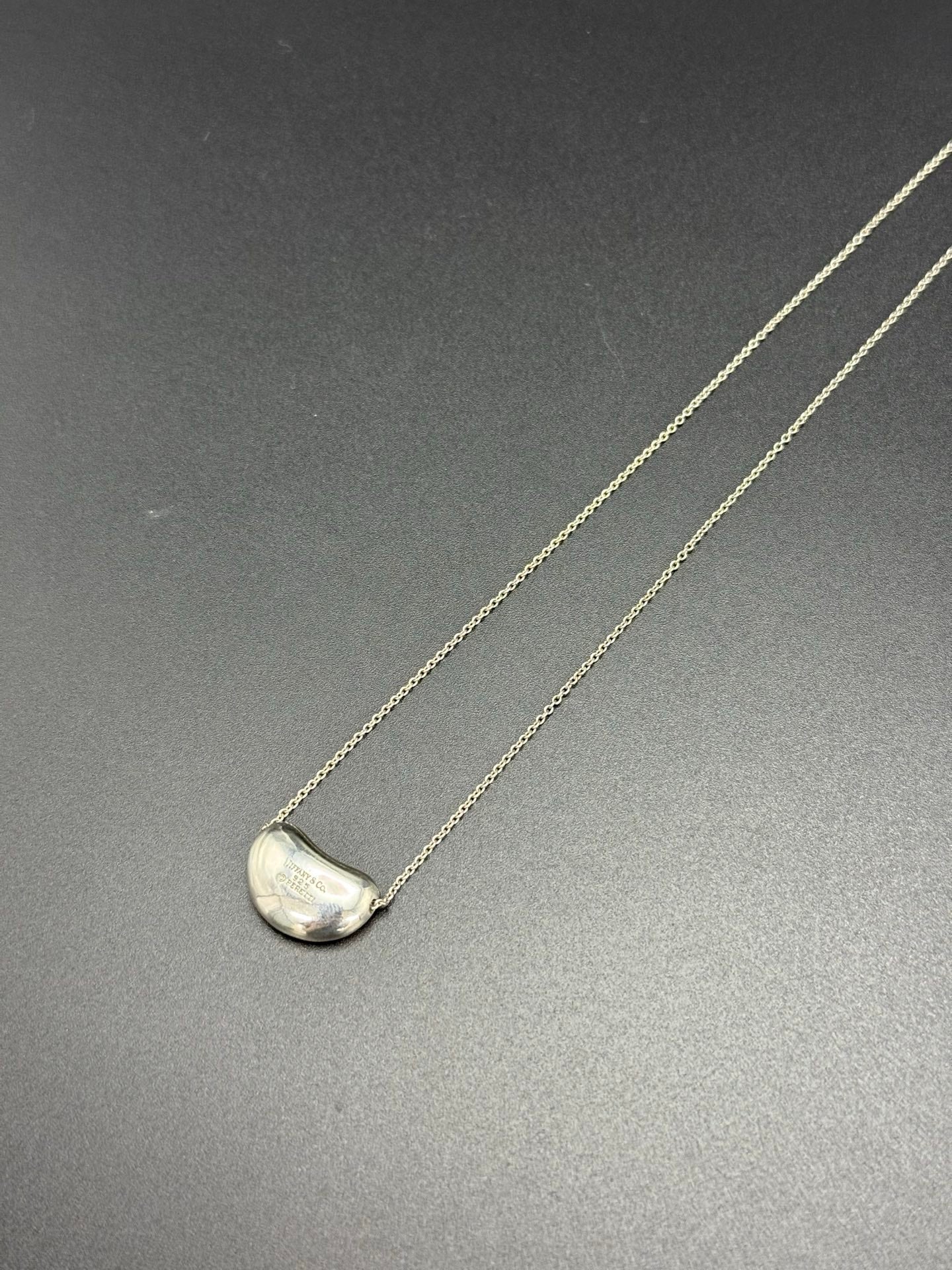 TIFFANY&Co. Bean Pendant Vintage Necklace
