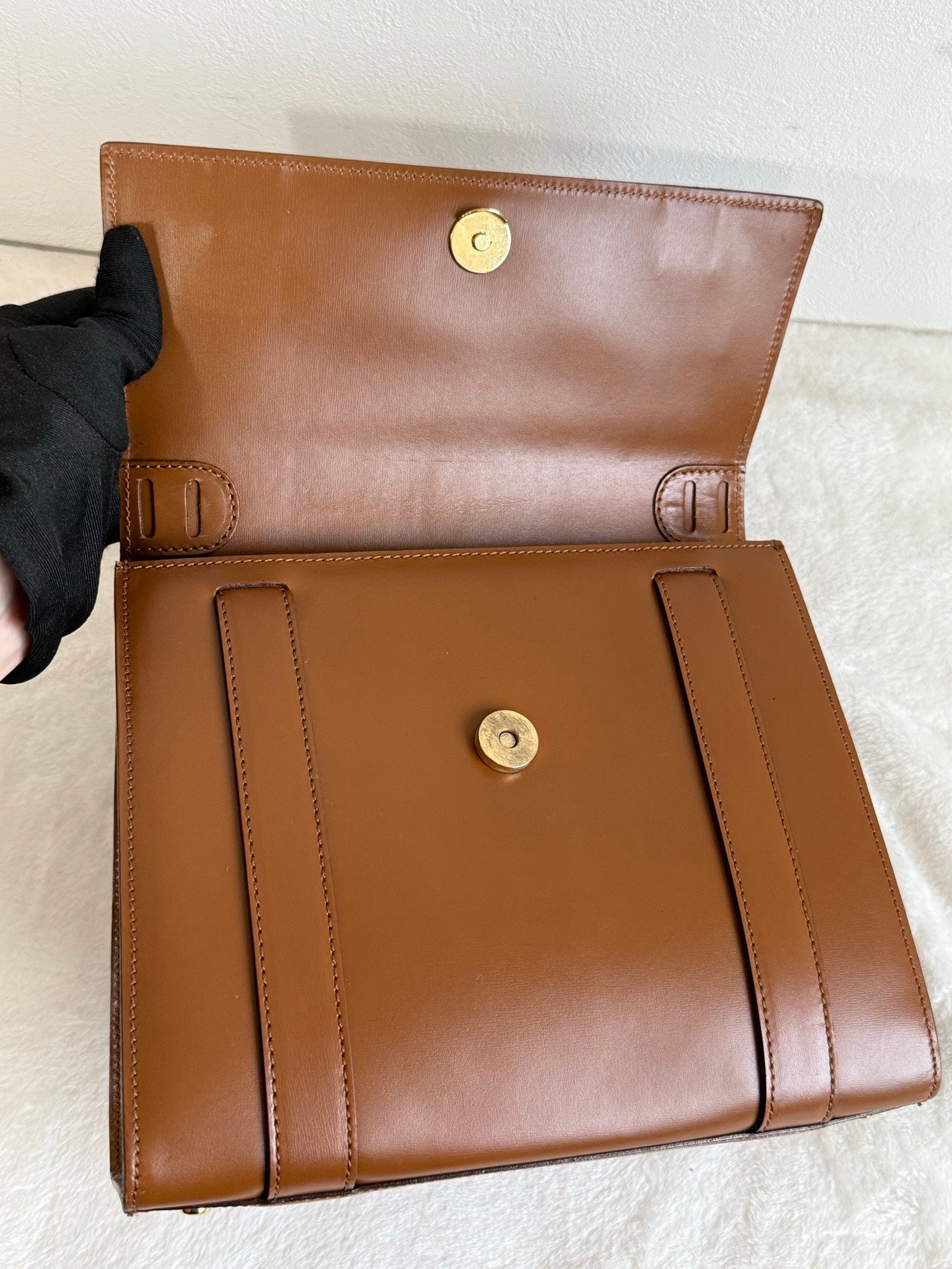 CELINE Box Handbag (Brown)