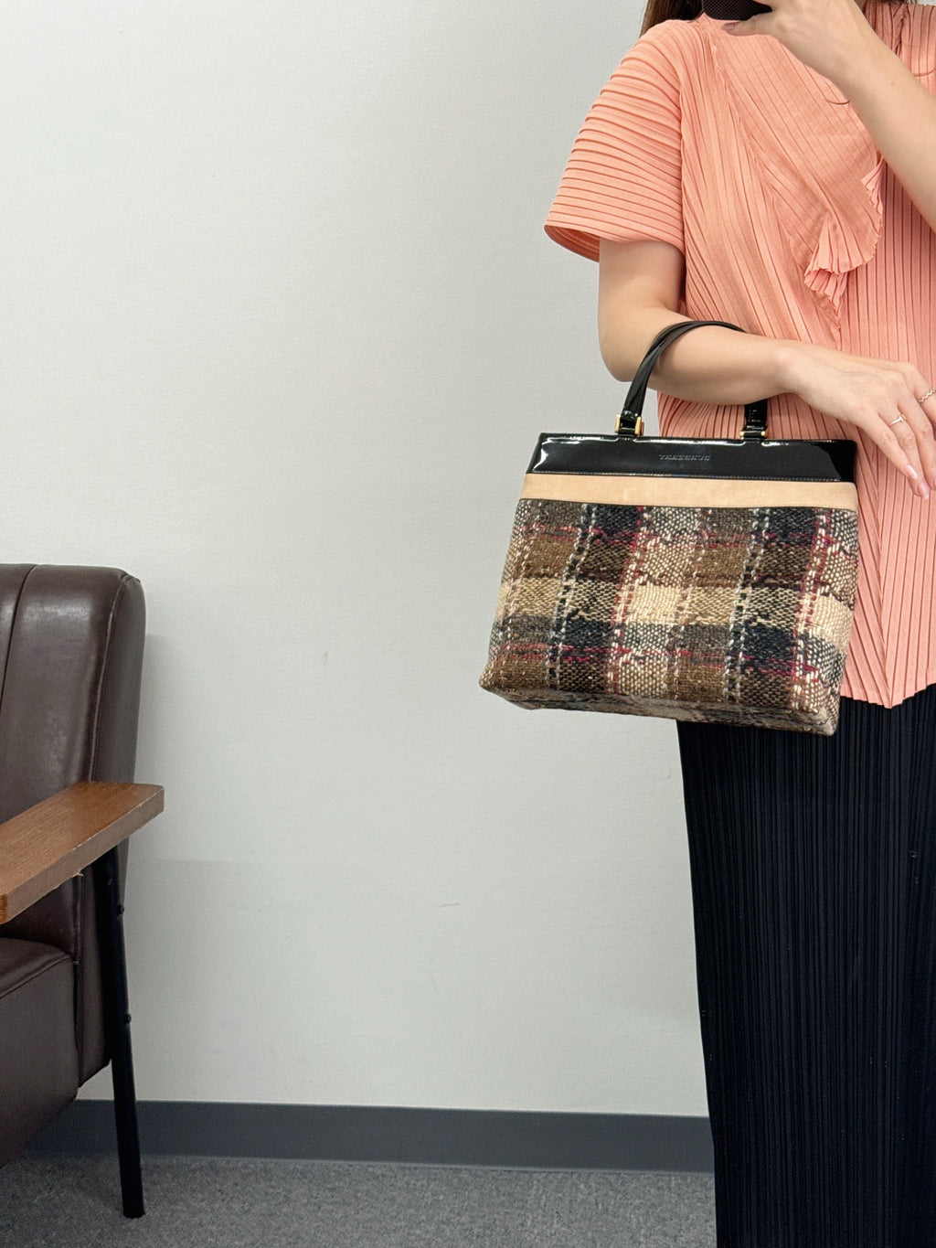BURBERRY Handbag