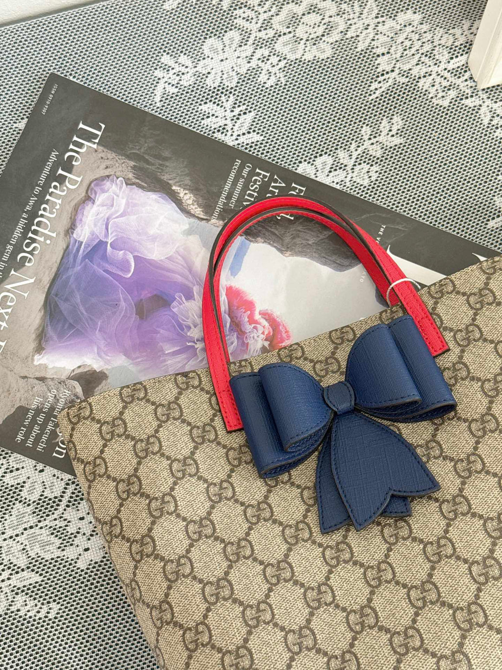 GUCCI GG Supreme Mini Totebag