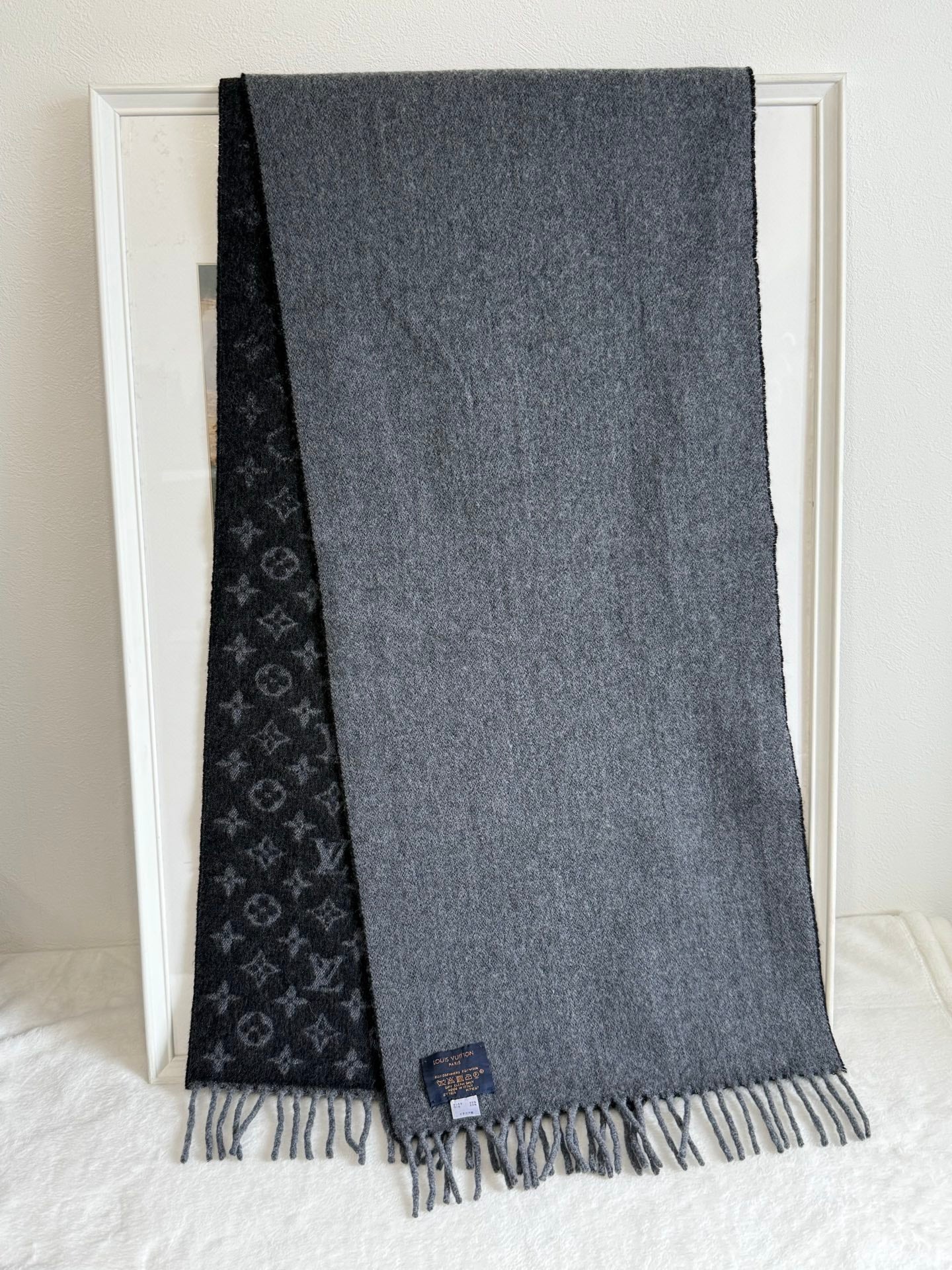 LOUIS VUITTON Monogram Wool Scarf