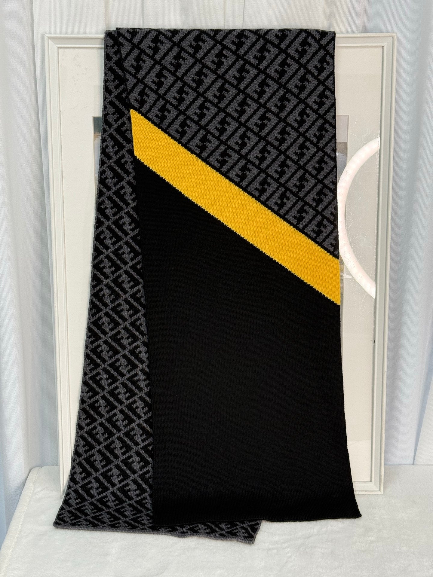 FENDI Wool Scarf